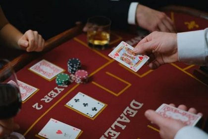 Short-handed poker: Specifické situace