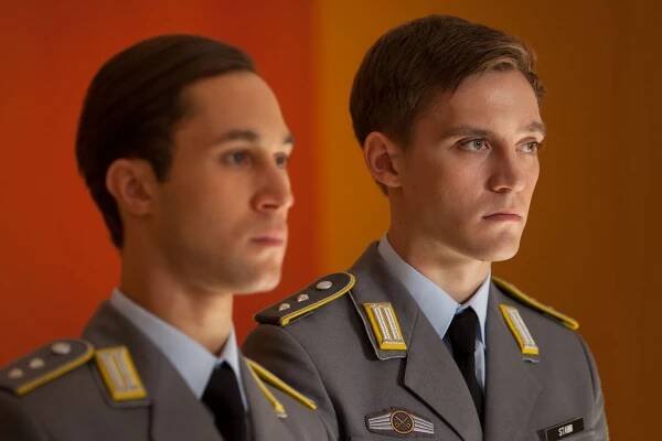 Deutschland 83 - Brave Guy - Z filmu - Ludwig Trepte, Jonas Nay