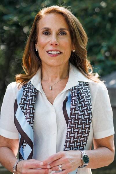 Bio — Robin L. Smith, MD, MBA