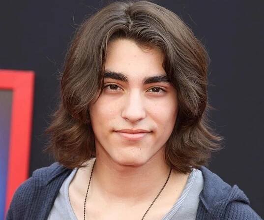 Blake Michael Biography - Facts, Childhood, Family Life & Achievements