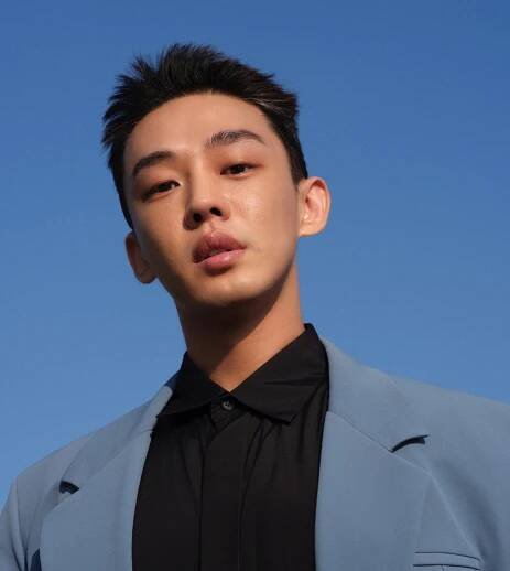 Yoo Ah In nelituje, že nechal školy, přesto využil každé příležitosti k tomu, aby ji otočil ve svůj prospěch a něco se naučil