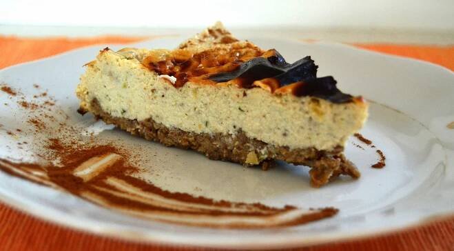 Cheesecake z cizrnového těsta