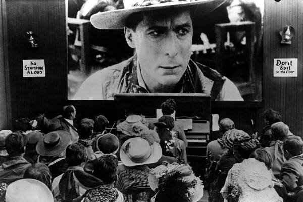 Keeping the Art of Silent Film Music Alive