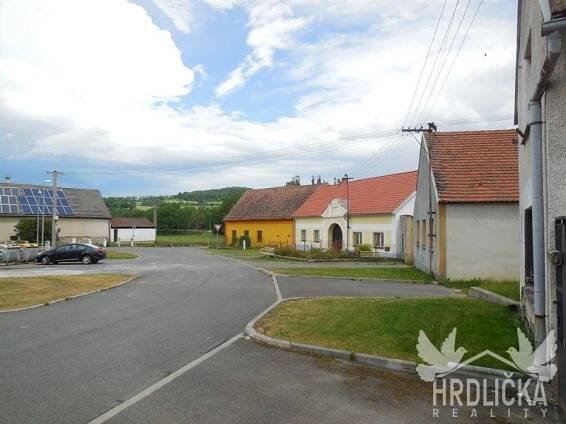 PRODÁNO - Rodinný dům v obci Nišovice u Volyně | Hrdlička reality