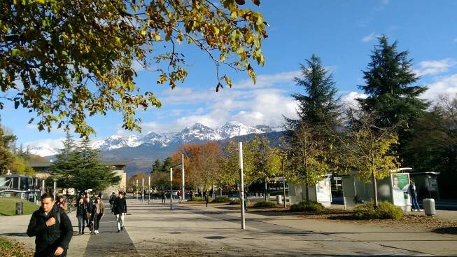 Soubor:Grenoble Campus 2016.jpg – Wikipedie