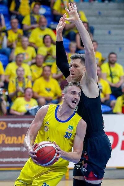 BK Opava - Nymburk 78:76