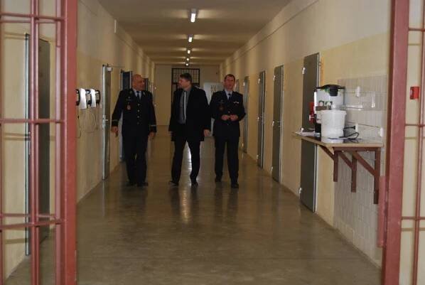 Věznici Kynšperk nad Ohří navštívil sněmovní podvýbor pro vězeňství | Vězeňská služba České republiky