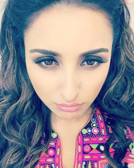 Close Up Face Selfie Photos Of Parineeti Chopra