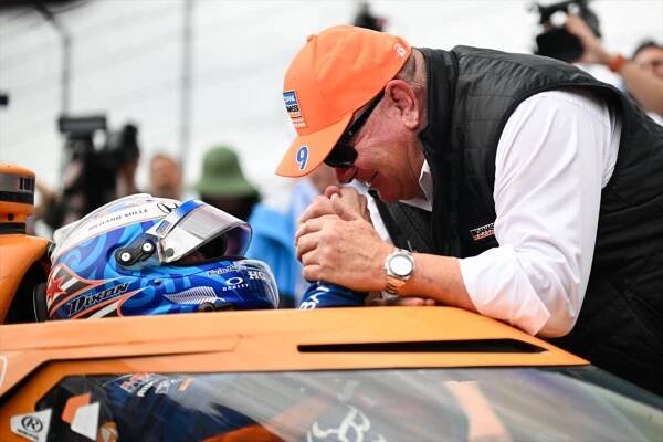 Official Website of Scott Dixon