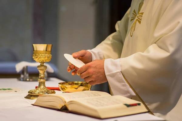 Eucharistie - Římskokatolická farnost Bolatice