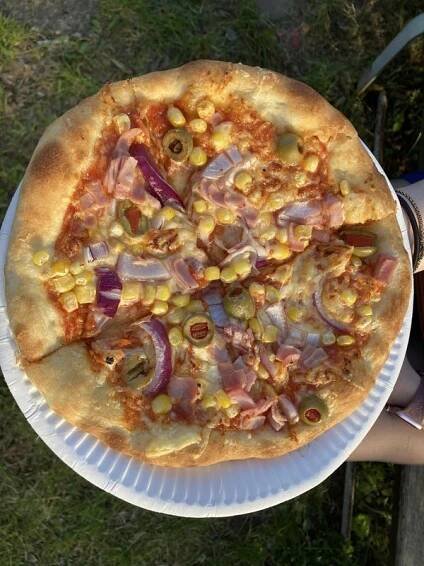 Pizza z pece do ruky foto 3