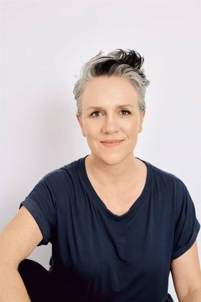 About Me — SARAH ARMSTRONG