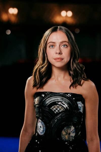 Bel Powley