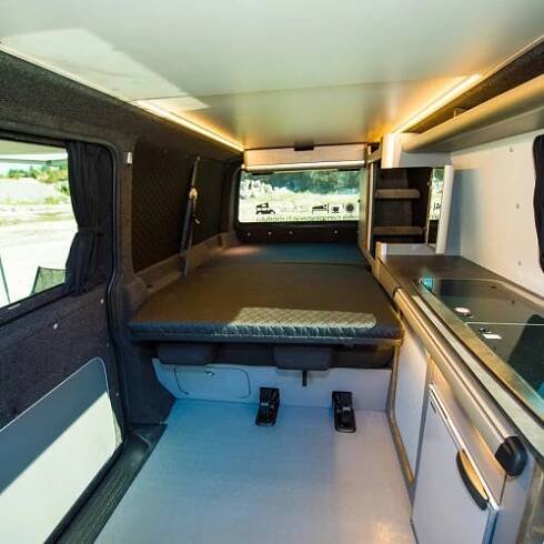 VBcamp.cz | Kompletní kempingové vestavby VW Transporter T5/T6