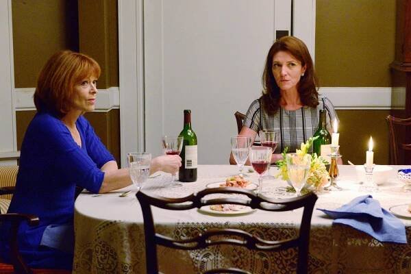 Resurrection - Old Scars - Z filmu - Frances Fisher, Michelle Fairley