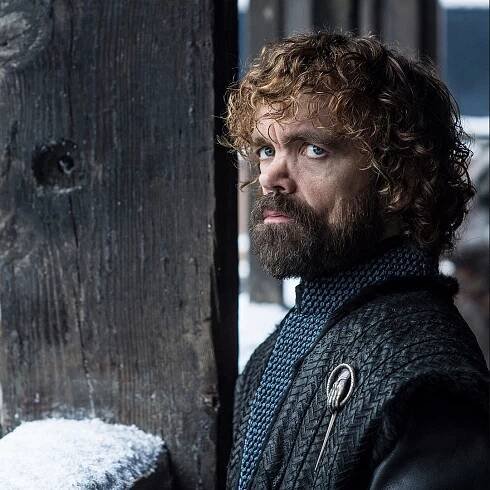 FOTO: Peter Dinklage jako Tyrion Lannister. – stránka 21