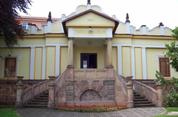 Muzea na Jičínsku – Fričovo muzeum v Lázních Bělohrad