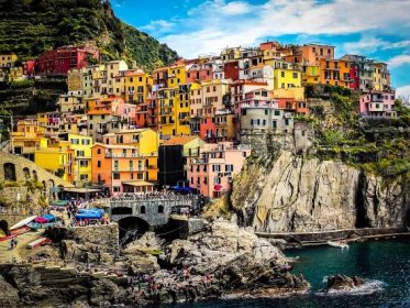 How to Take a Cinque Terre Day Trip from Florence 1