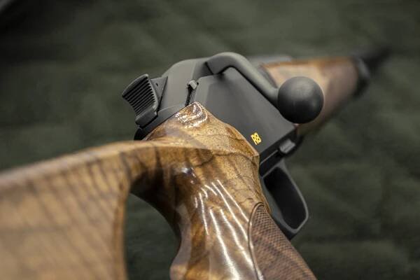 blaser r8