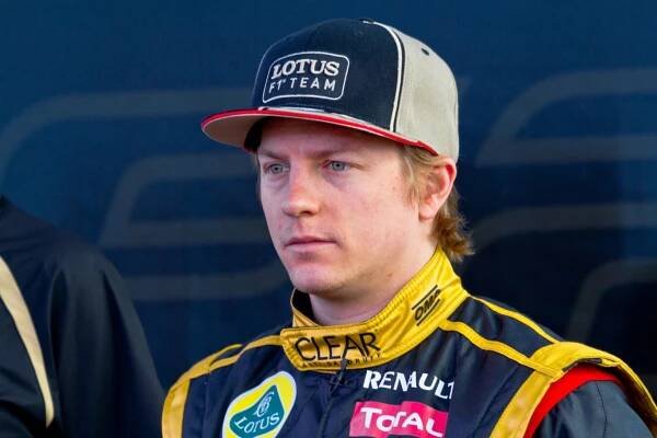 Fotka: Kimi Räikkönen během sezóny 2012