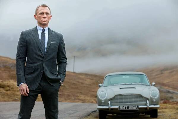 Daniel Craig Throws Support Behind Josh OConnor as the Next James Bond