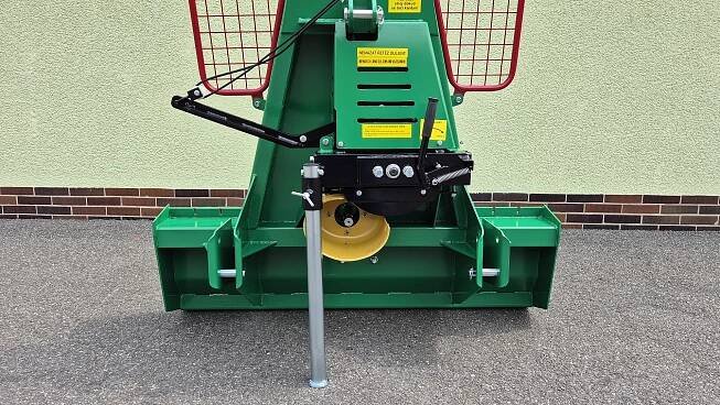 Lanové navijáky za traktor NAVIJÁK 4T Bystroň - Integrace s.r.o.
