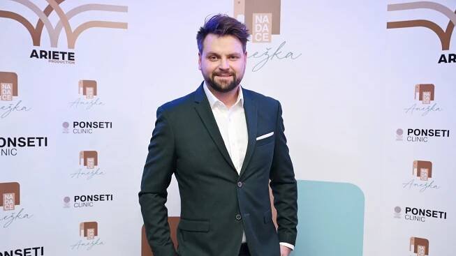 Josef Vágner promluvil o výchově dcer. Odhalil, co mu manželka zakázala
