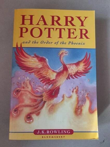 Harry Potter and the Order of the Phoenix [Fénixův řád] - Knihy