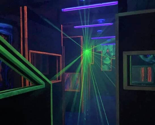 Skvelá zábava pre malých i veľkých v LASER ARENE LAUGO v Trenčíne