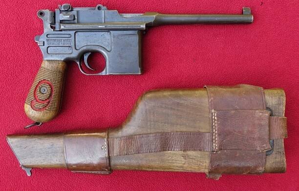 Pistole Mauser C.96 v ráži 9mm Luger - Sběratelské zbraně
