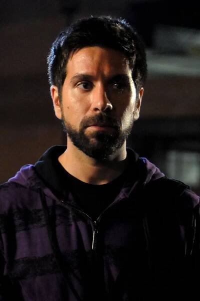 Chuck - Chuck a výročí - Z filmu - Joshua Gomez