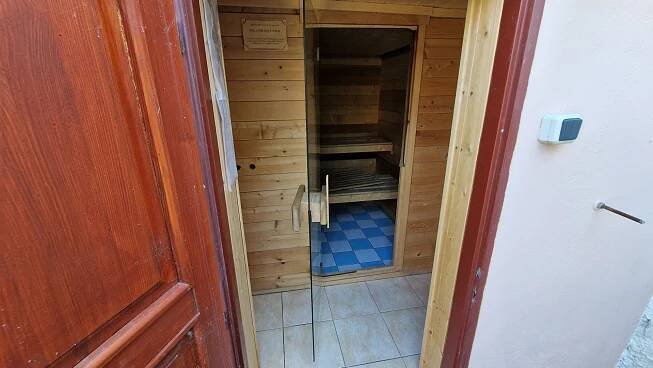 Strakonice - attractive and popular cottage with an indoor heated swimming pool, outdoor swimming pool and sauna, 7 km from