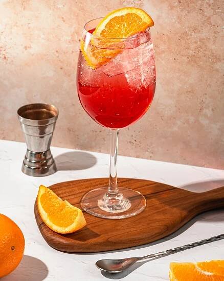 Mocktails Bar Toronto | Ginger Beer, Cranberry & Sparkling Water | Fox