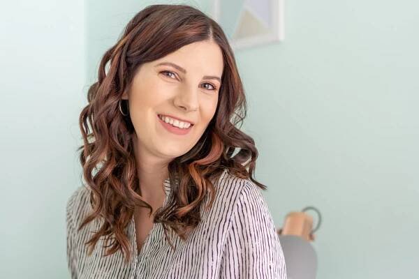 Meet Courtney Miller: Social Media + Marketing Coach Chic Studios