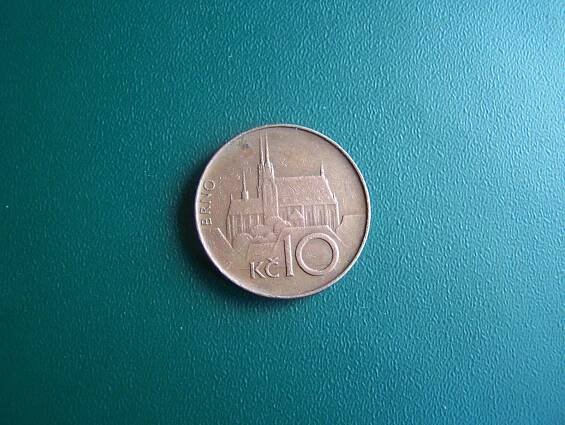 10 kč 1995 vzor 1993 autor vpravo - Numismatika