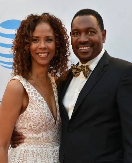 Mykelti Williamson Wife