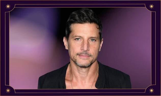 Simon Rex
