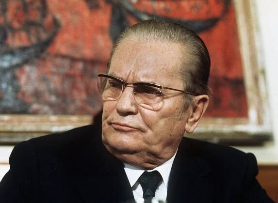 Přežil dvě války, lágry i sovětské čistky: Josip Broz Tito před 70 lety přinesl relativní klid na krvavý Balkán - Expres FM