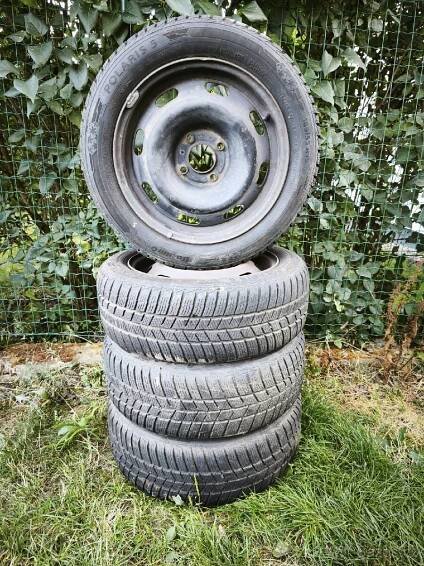 Prodám 185/55 R15 zimní