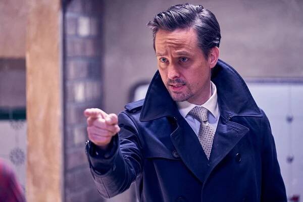 Der Pfau - Z filmu - Tom Schilling