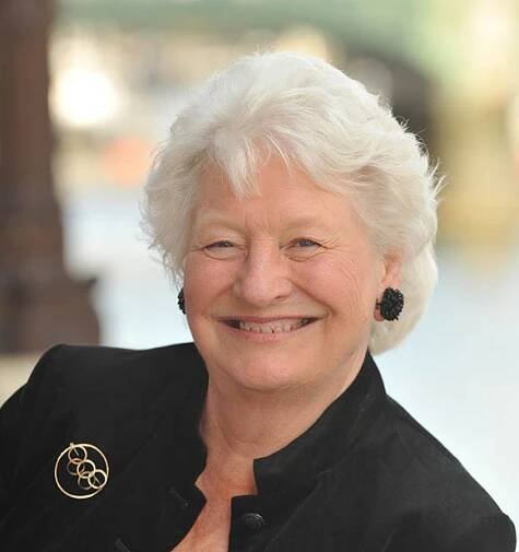 Soubor:MARY PETERS 1 WEB.jpg – Wikipedie