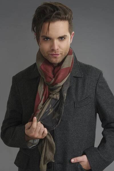 Thomas Dekker - Poručík Backstrom - Promo