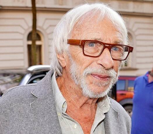 Velký blondýn Pierre Richard zešedivěl: Takhle vypadá legendární francouzský herec jako šarmantní osmdesátník