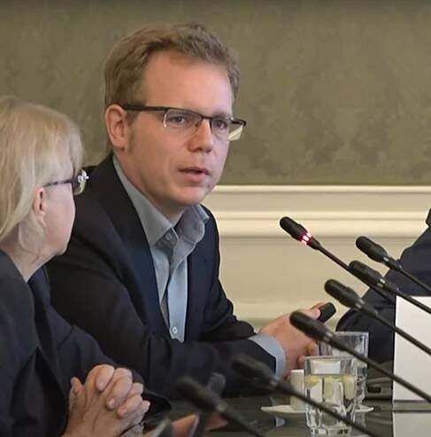 Evropské nařízení o svobodě médií pod drobnohledem: Změní se pravidla proti koncentraci mediálního vlastnictví? | Rekonstrukce