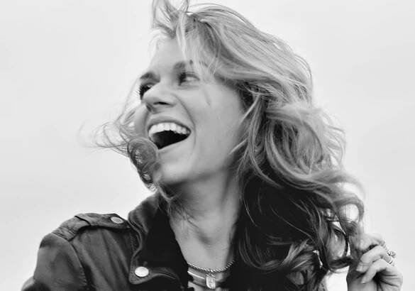 Hilarie Burton Morgan on Going Gray, in Her Own Words - NewBeauty