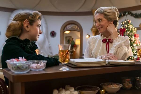 Santa Clausovi - Clausova klauzule - Z filmu - Matilda Lawler, Elizabeth Mitchell