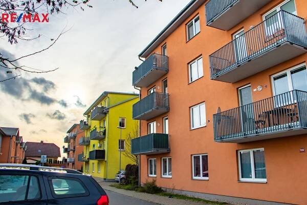 Pronájem bytů, Jinočany | Mapio.cz