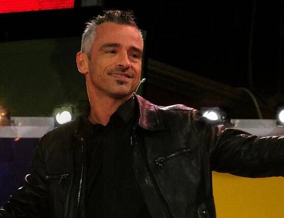 Eros Ramazzotti and the Enduring Allure of Mykonos for the Jet Set - GreekReporter.com