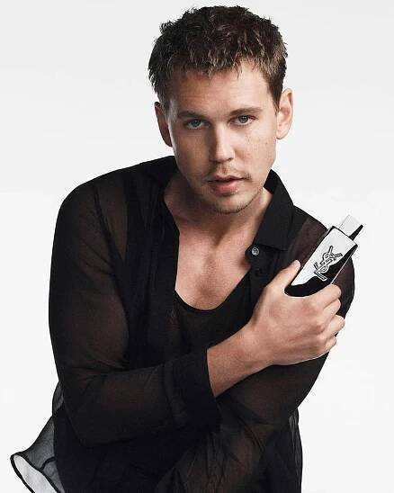 Austin Butler raconte comment les parfums le relient à ses souvenirs et à son identité