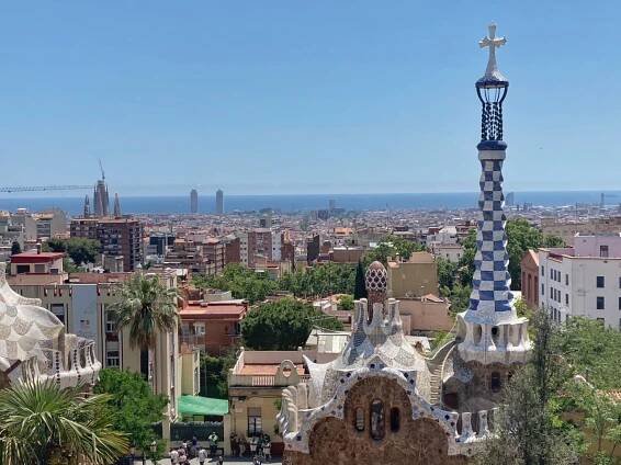 One Day in Barcelona: A Gaudi-Inspired Adventure : A Brummie Home and Abroad